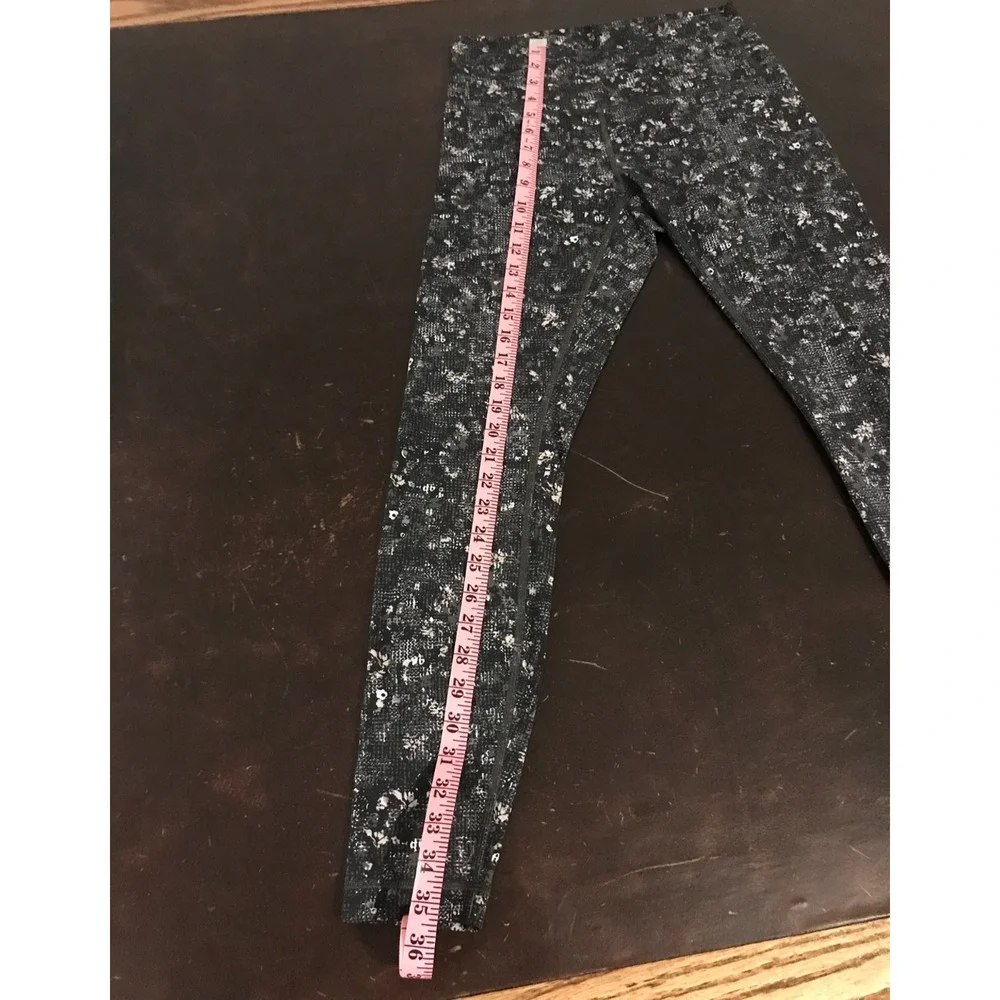 Lululemon Wunder Under High Rise Tight 28” Size 8 Equalized Multi Luxtreme